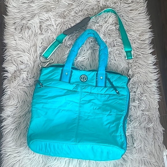 lululemon athletica Handbags - Lululemon travel bag